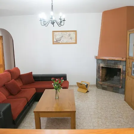Villa With 4 Bedrooms In Las Palmas With Wonderful Mountain View Private Pool Enclosed Garden 20 Km From The Beach